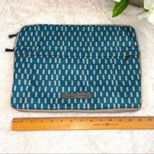 NWOT Targus Arts Edition Durable Padded Zipper sleeve 10 x 13